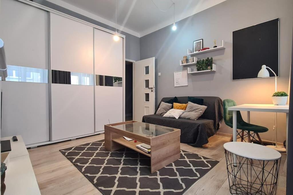 شقة Apartament Kruka - Srodmiescie 1 لوبلين المظهر الخارجي الصورة